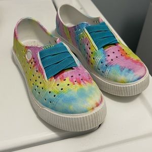 Girls slip on sneakers